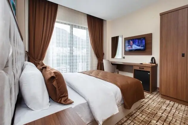 Junior Suite, Doğa Manzaralı, Fransız Balkonlu