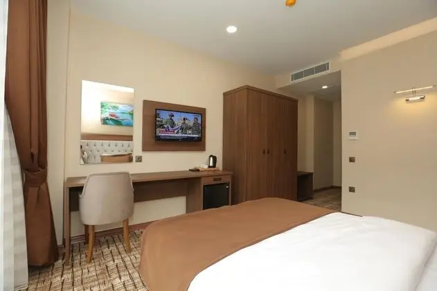 Junior Suite, Doğa Manzaralı, Fransız Balkonlu