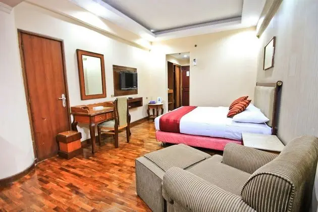 Deluxe Oda, Sigara İçilmez