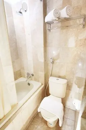 Deluxe Oda, Sigara İçilmez