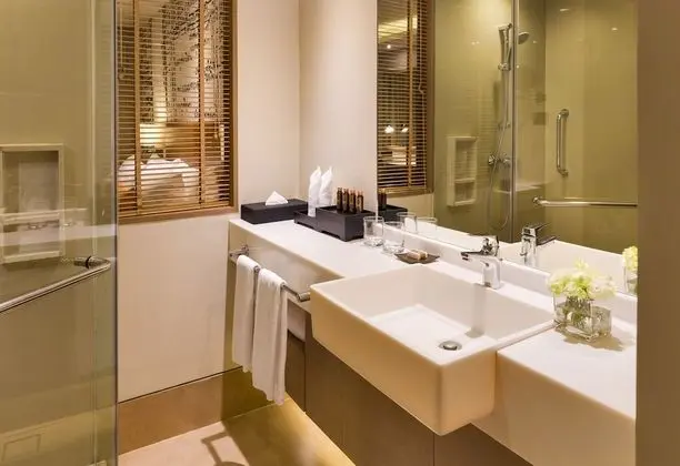 Grand Deluxe King Room