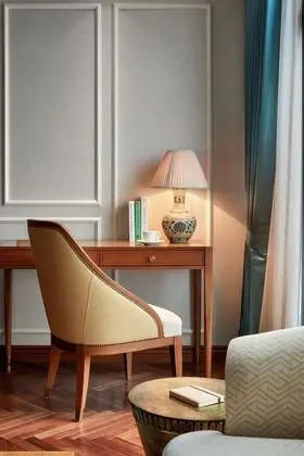 Grand Deluxe, King Bed, High Floor