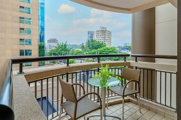 Standard Oda, 1 En Büyük (King) Boy Yatak, Balkon