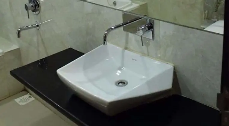Deluxe Tek Büyük Yataklı Oda, 1 Çift Kişilik Yatak, Özel Banyo