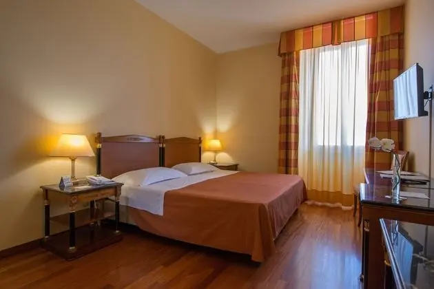 Standard Oda, Avlu Manzaralı