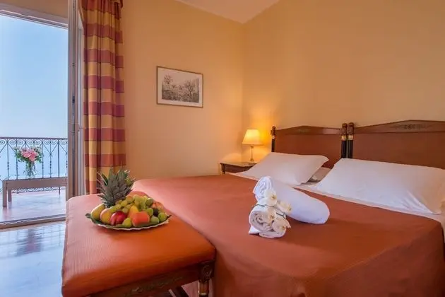 Superior Oda, Balkon, Deniz Manzaralı