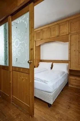 Standard Üç Kişilik Oda