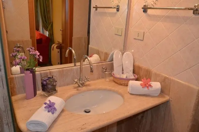 Tek Büyük Yataklı Oda, Balkon, Deniz Manzaralı