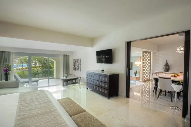 Grand Governor Suite - King Size Bed