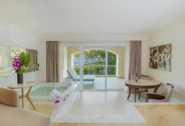 Grand Governor Suite - King Size Bed