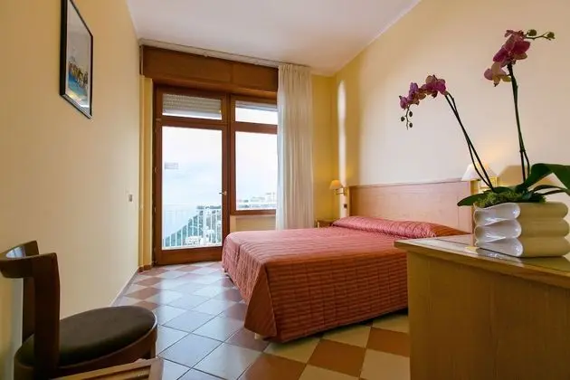 Standard Tek Büyük Yataklı Oda, Balkon, Deniz Manzaralı
