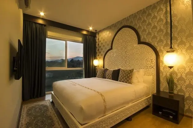 1 Bedroom Suite with Double Bed
