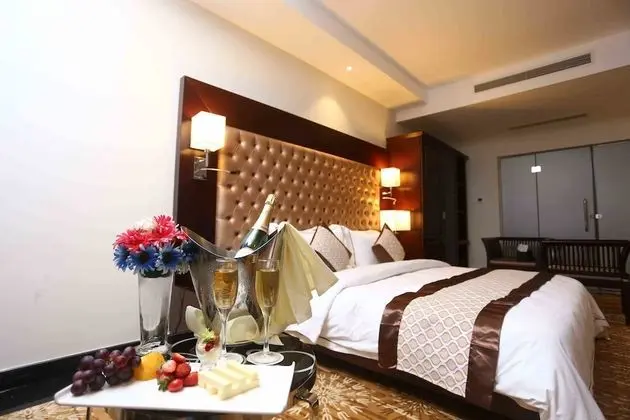 Deluxe Tek Büyük Yataklı Oda, Dağ Manzaralı