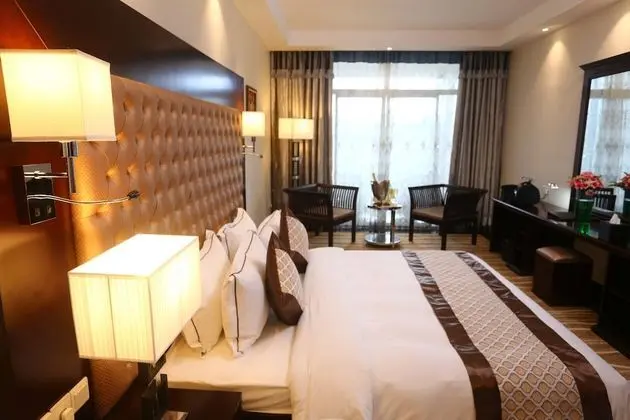 Deluxe Tek Büyük Yataklı Oda, Dağ Manzaralı