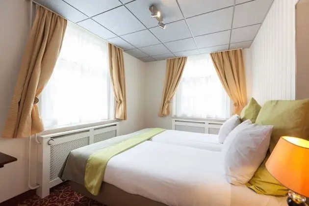 Süit, 2 Tek Kişilik Yatak (Living Room)