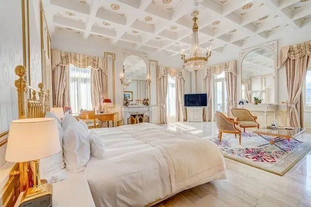 Süit, Göl Manzaralı (Ritz)