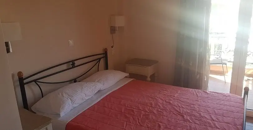 Üç Kişilik Oda, Dağ Manzaralı
