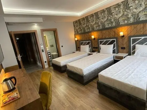 Luxury Üç Kişilik Oda
