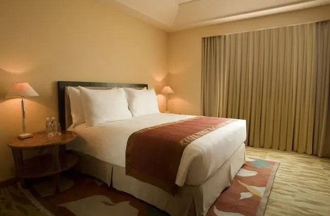 The Grand Premium Room