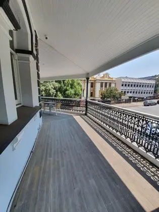 Grand Oda, Sigara İçilmez, Küvet