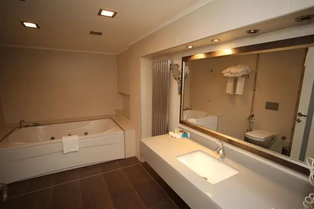 Deluxe Oda, Şehir Manzaralı, Jakuzili