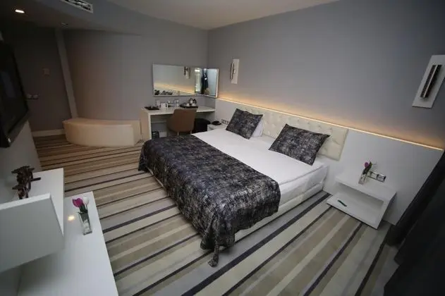 Standart Oda, Şehir Manzaralı