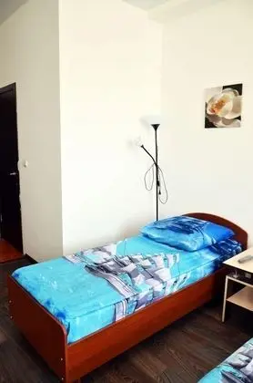 Basic Tek Büyük veya İki Ayrı Yataklı Oda