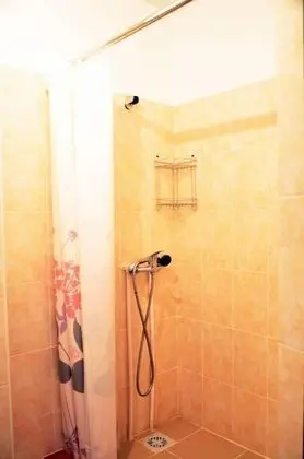 Basic Tek Büyük veya İki Ayrı Yataklı Oda