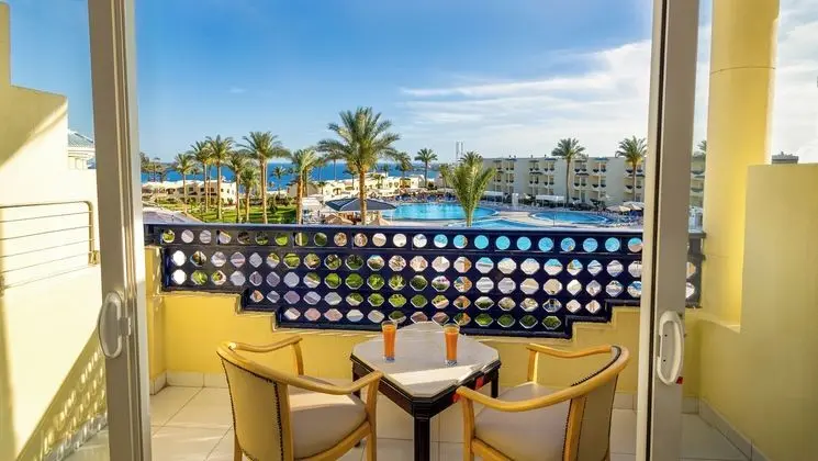 Standard Oda, Birden Çok Yatak, Deniz Manzaralı (Standard Sea View)