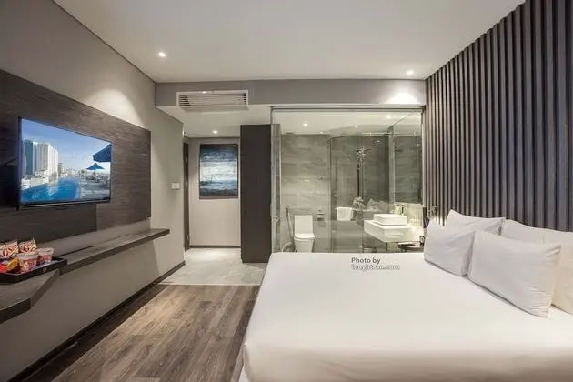 Tek Büyük Yataklı Oda, Şehir Manzaralı (Suite)