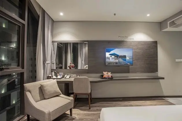 Tek Büyük Yataklı Oda, Şehir Manzaralı (Suite)