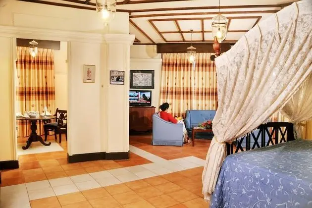 Deluxe Tek Büyük Yataklı Oda