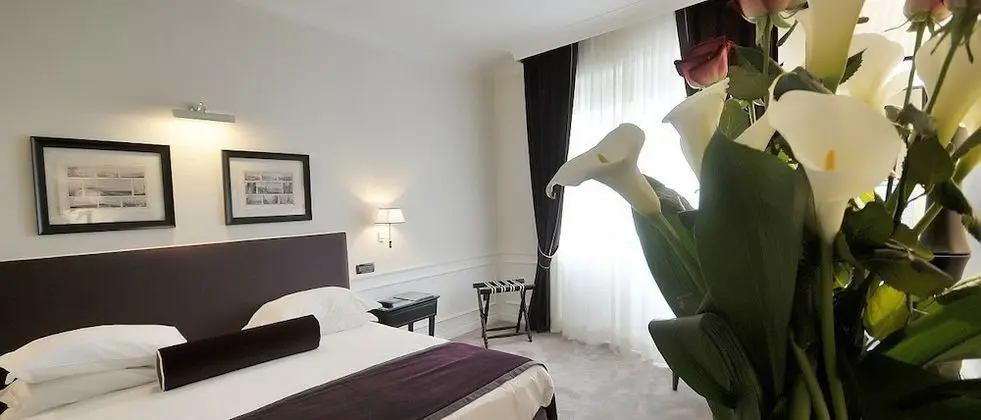 Executive Tek Büyük Yataklı Oda