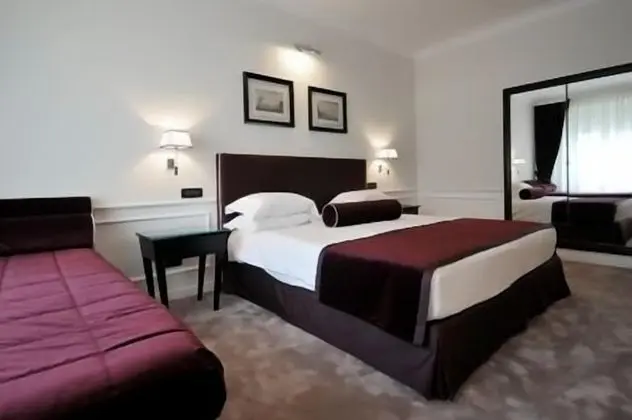 Executive Üç Kişilik Oda