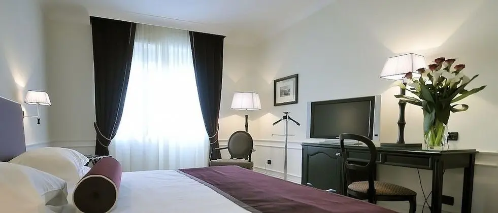 Executive Üç Kişilik Oda