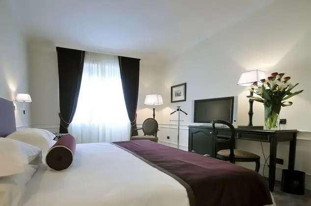 Executive Üç Kişilik Oda