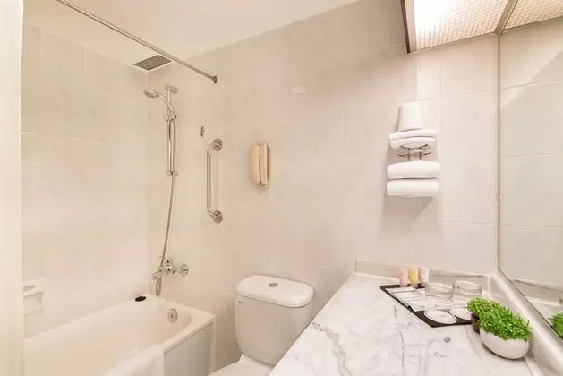 Deluxe Üç Kişilik Oda