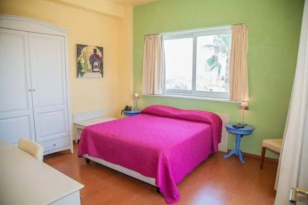 Standard Üç Kişilik Oda