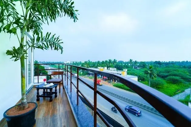 Executive Oda, Balkon