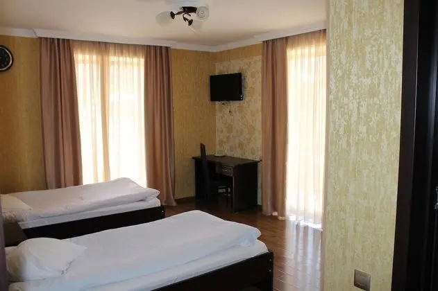 Tek Büyük veya İki Ayrı Yataklı Oda, Şehir Manzaralı