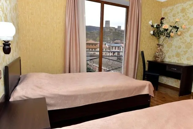 Tek Büyük veya İki Ayrı Yataklı Oda, Şehir Manzaralı