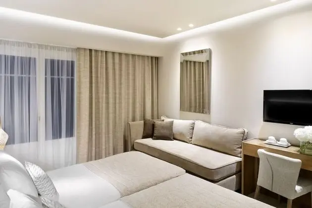 Deluxe Double or Twin Room