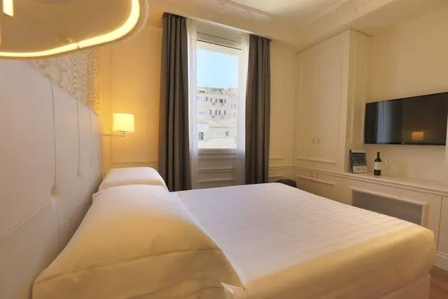 Executive Büyük Yataklı Tek Kişilik Oda