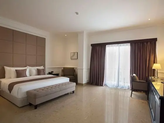 Executive Oda, Havuz Manzaralı