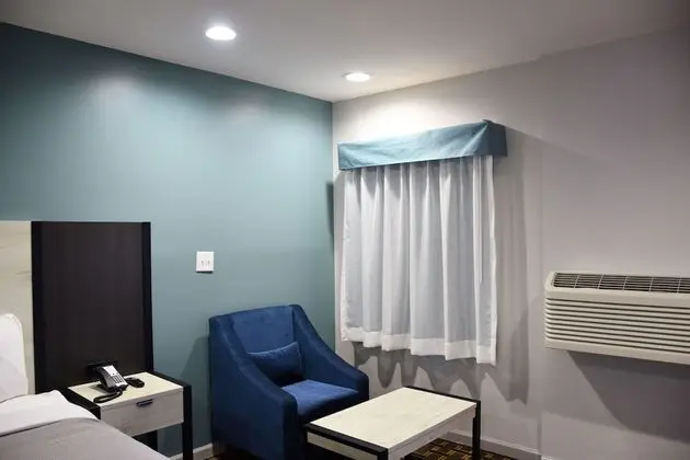 Standard Oda, 1 En Büyük (King) Boy Yatak, Engellilere Uygun, Buzdolabı ve Mikrodalga