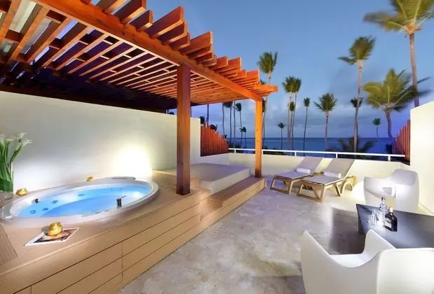 Rooftop Jacuzzi Terrace Junior Suite