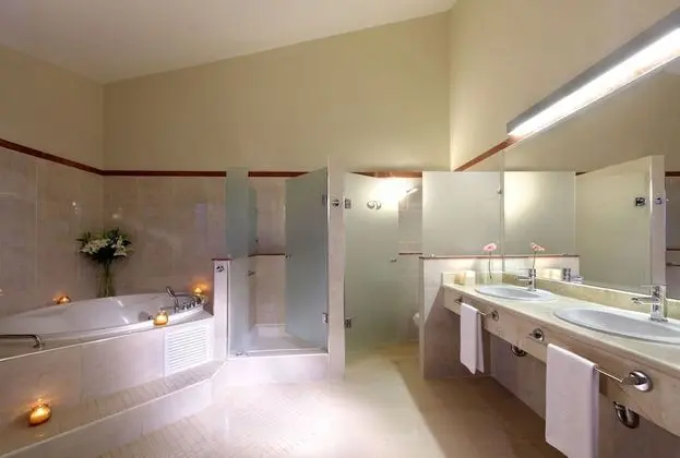 Superior Junior Suite Garden View