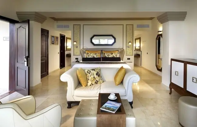 Romance Villa Suite Ocean View