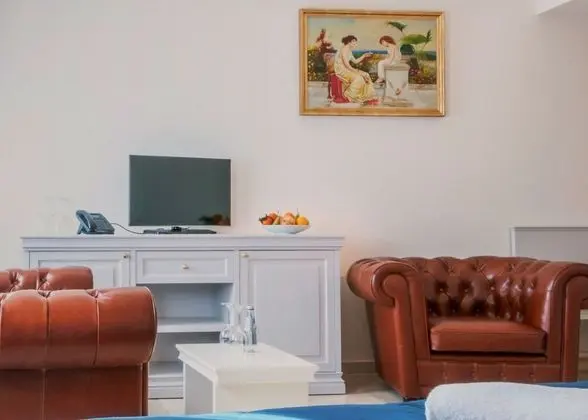 Comfort Tek Büyük veya İki Ayrı Yataklı Oda