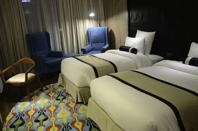 Deluxe King Room